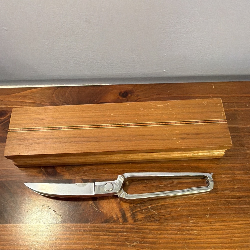 Poultry Game Sheers Italy Steel Blade Wood Box Pat D-116.994 Vintage